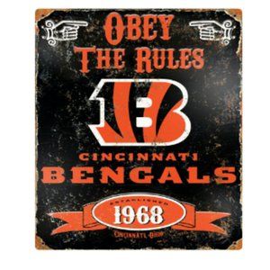 Cincinnati Bengals 14.5'' x 11.5'' Embossed Metal Sign